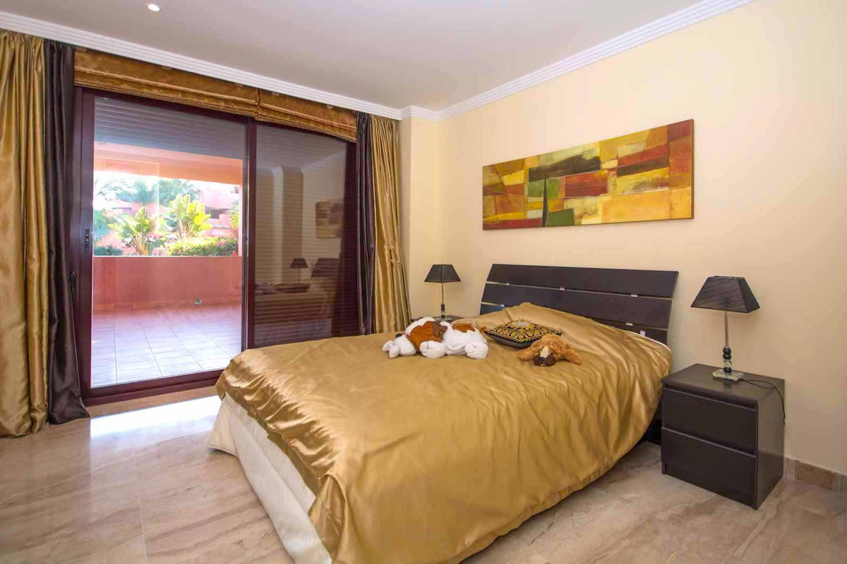 4 Bedroom Apartment for Sale in New Golden Mile — 4