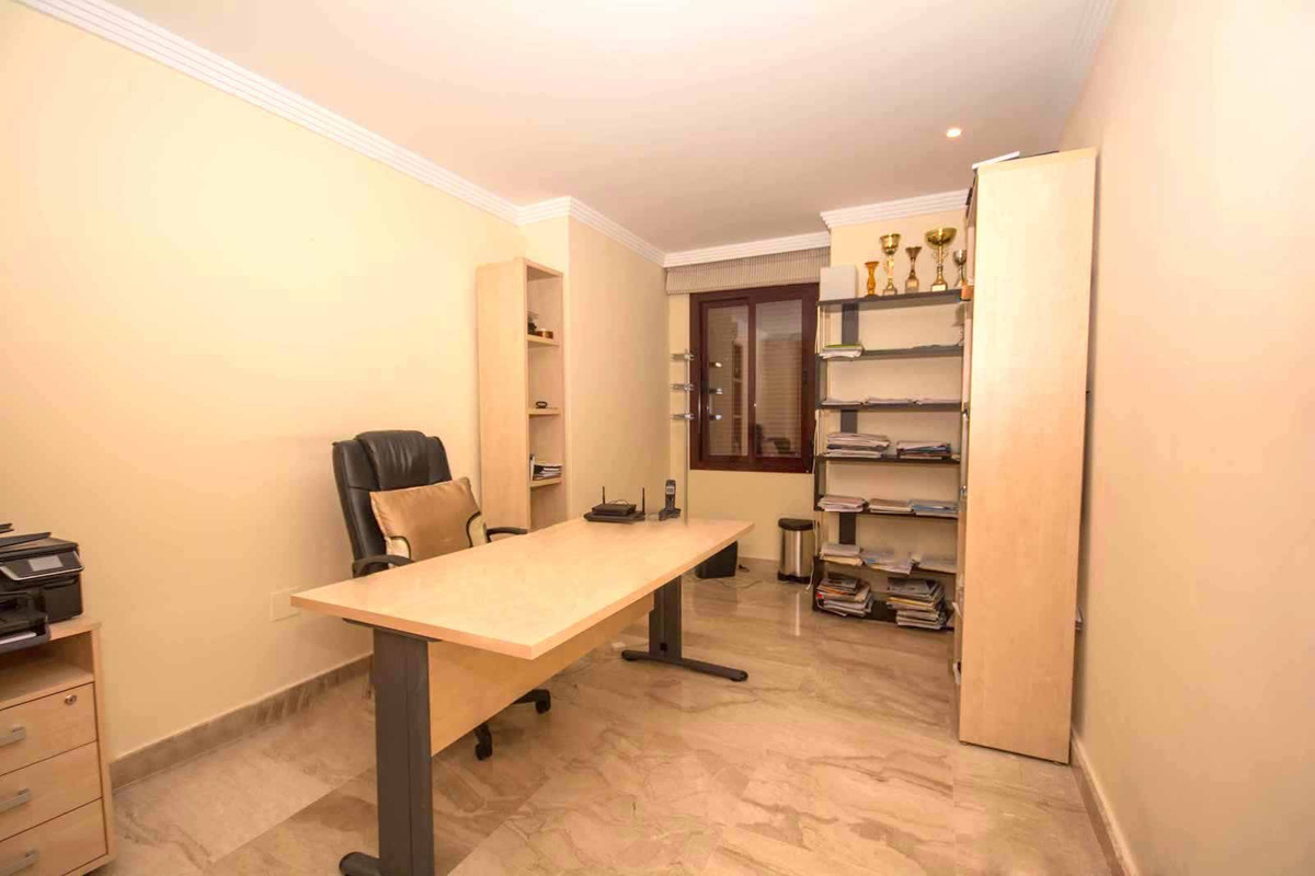 4 Bedroom Apartment for Sale in New Golden Mile — 7