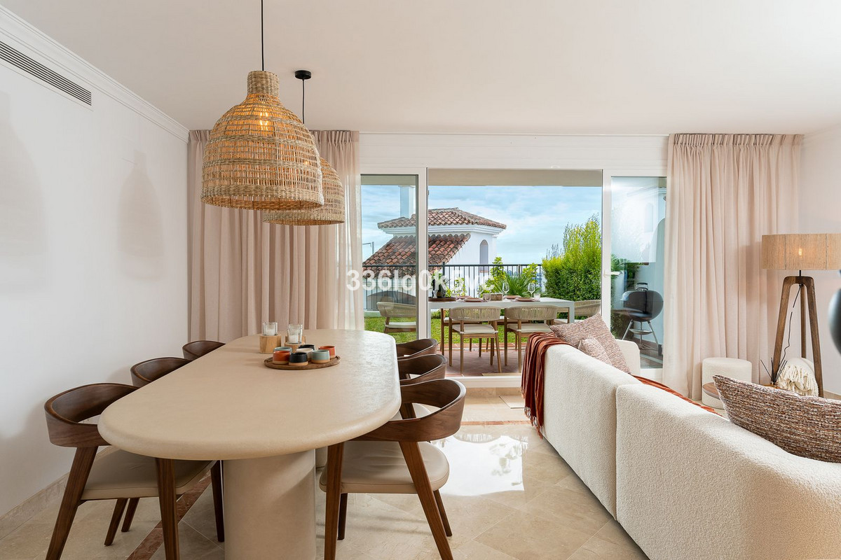 3 Bedroom Apartment for Sale in Benahavís — 7
