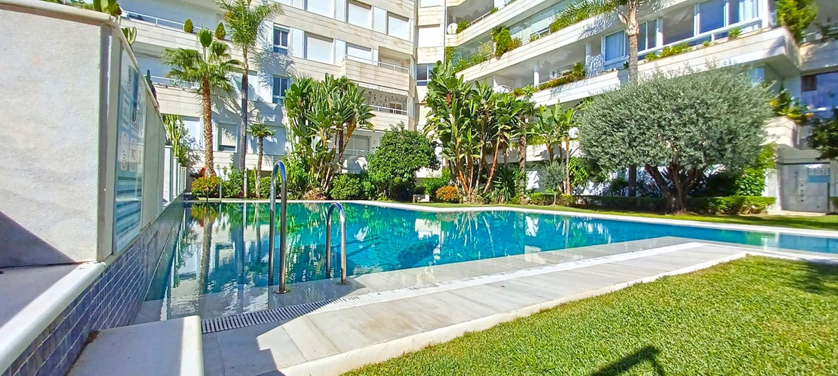 2 Bedroom Apartment for Sale in Marbella