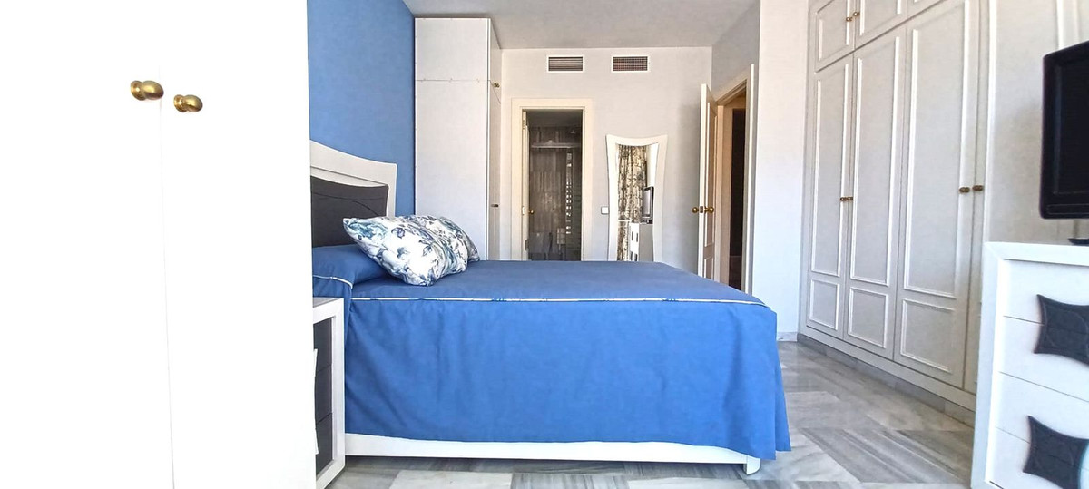 2 Bedroom Apartment for Sale in Marbella — 8