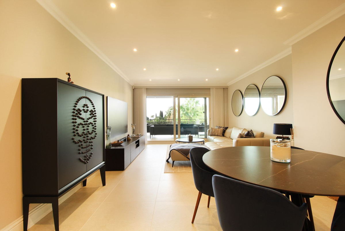 3 Bedroom Apartment for Sale in Sierra Blanca — 2