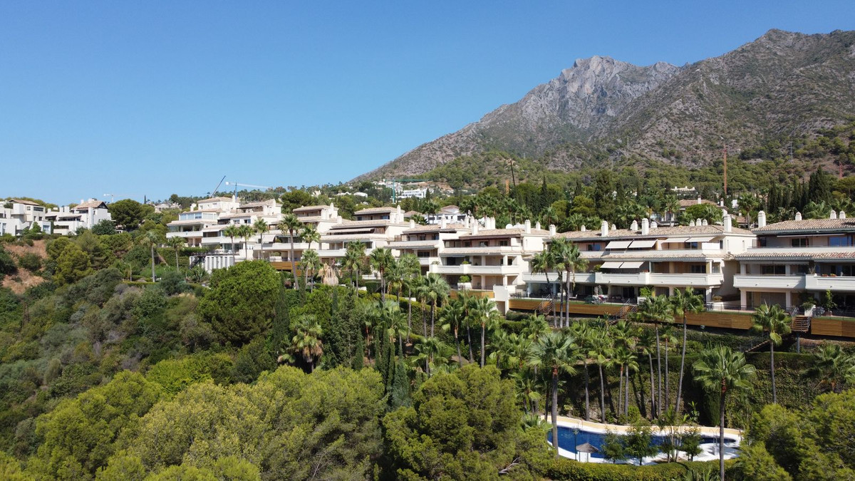 3 Bedroom Apartment for Sale in Sierra Blanca — 5