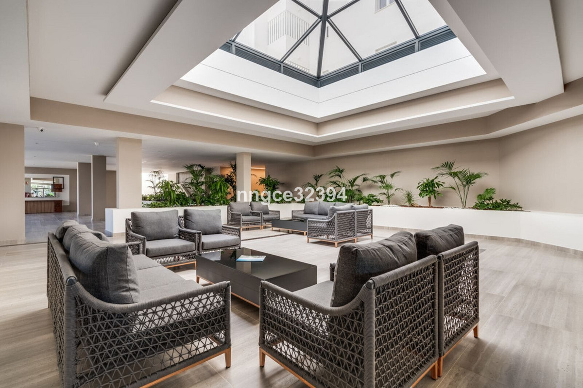 3 Bedroom Apartment for Sale in Nueva Andalucía — view 11
