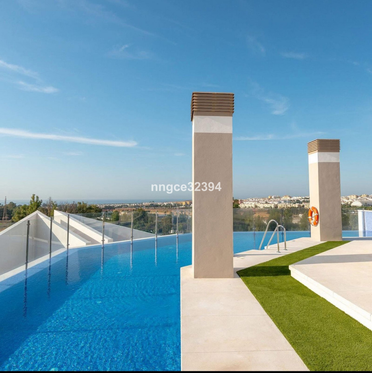 3 Bedroom Apartment for Sale in Nueva Andalucía — view 14