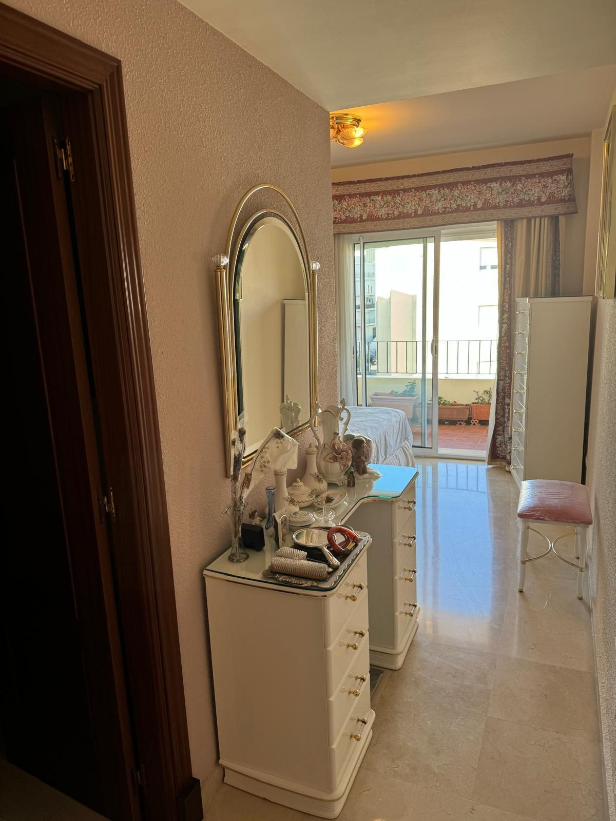 3 Bedroom Apartment for Sale in Estepona — 6