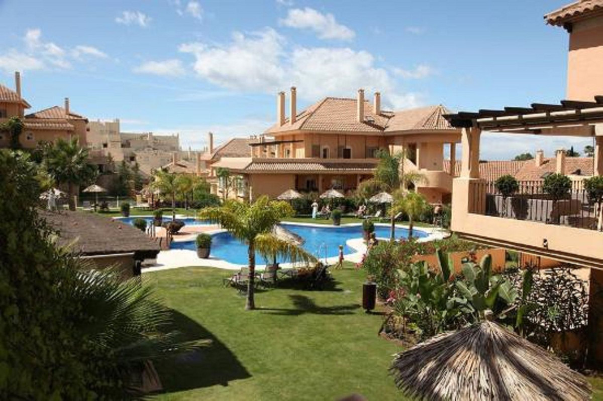 2 Bedroom Apartment for Sale in Nueva Andalucía