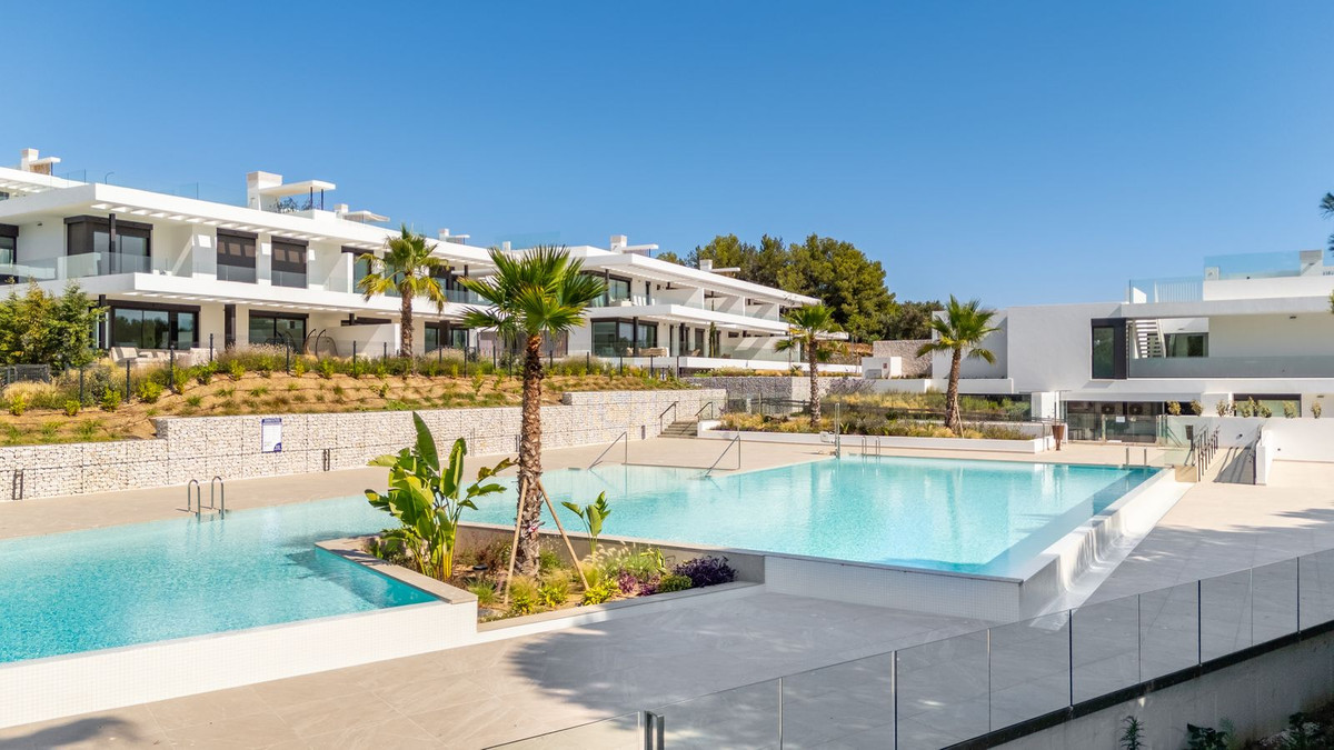 2 Bedroom Apartment for Sale in Marbella