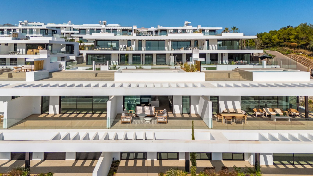 2 Bedroom Apartment for Sale in Marbella — 3
