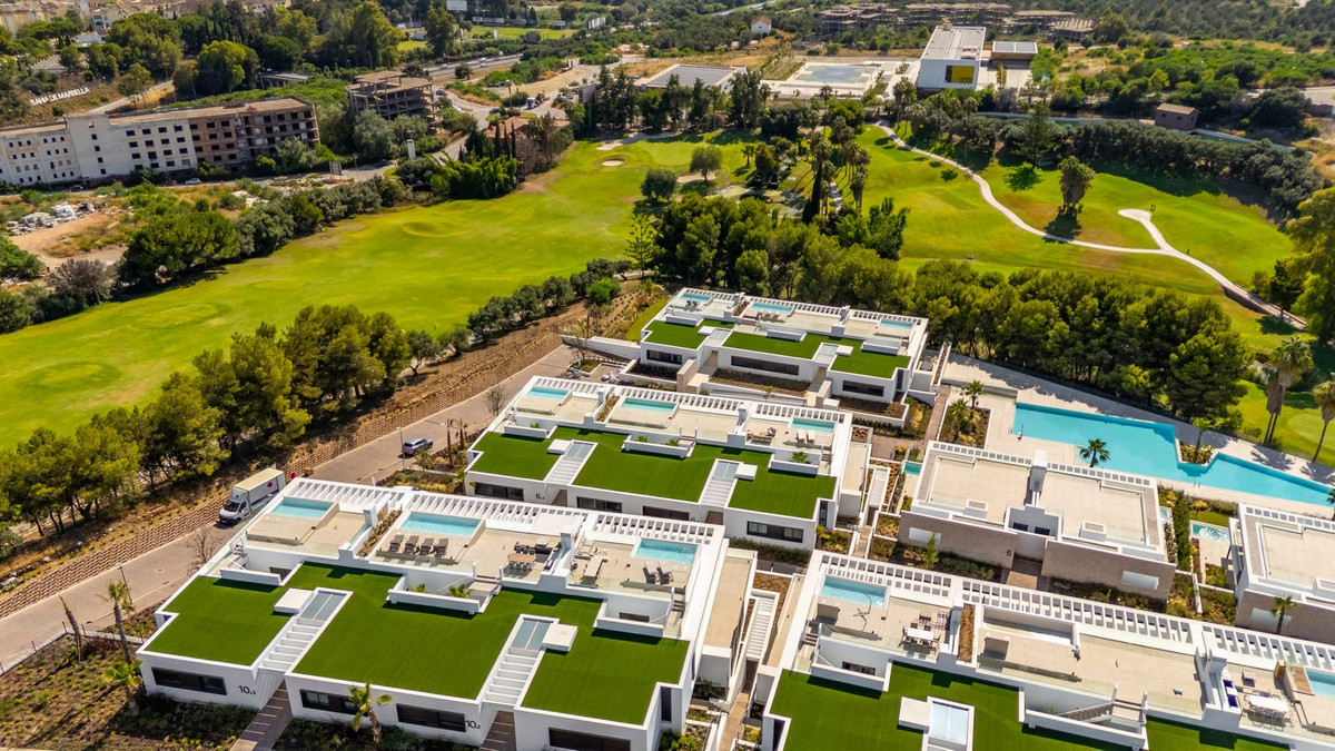2 Bedroom Apartment for Sale in Marbella — 7