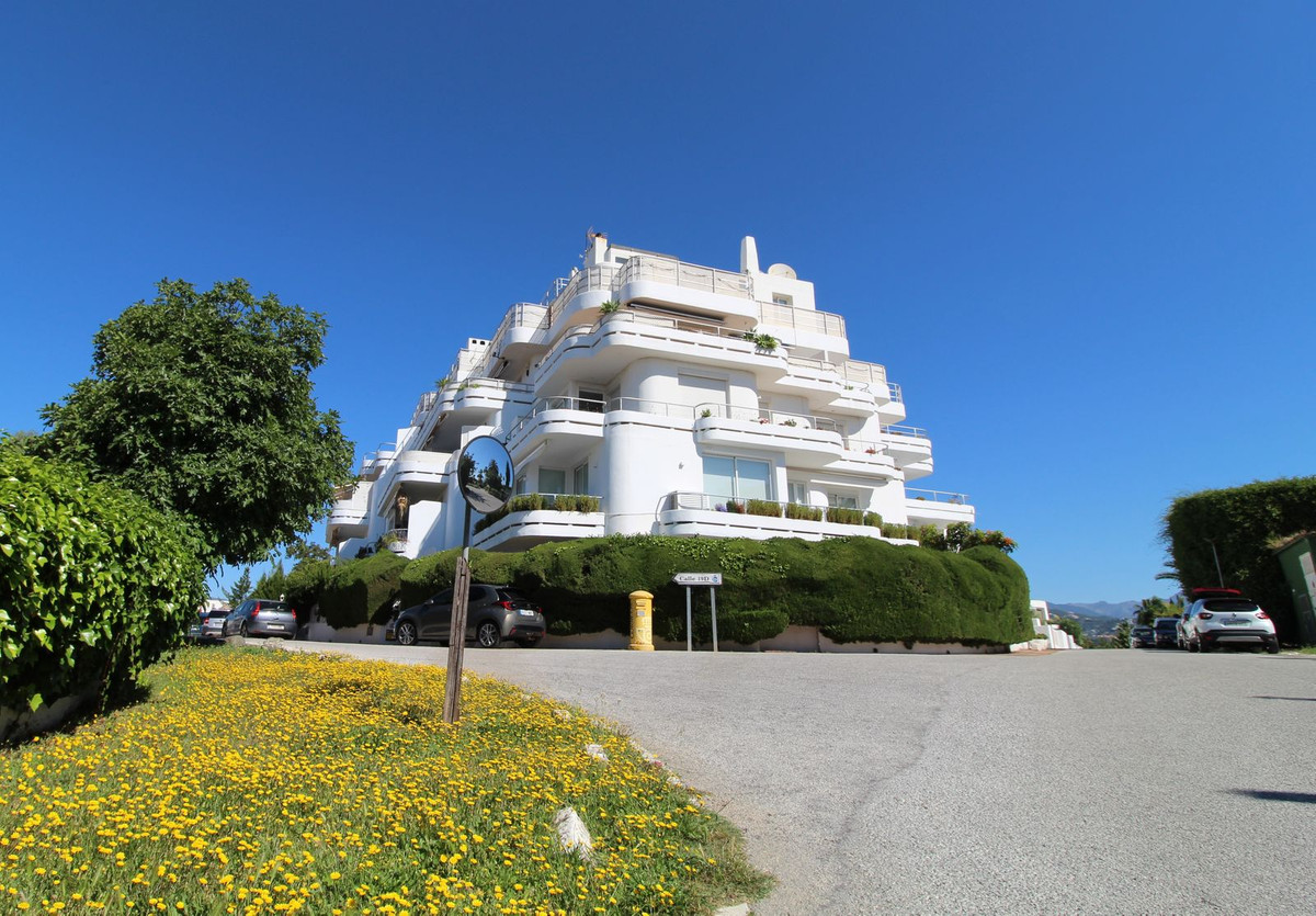 3 Bedroom Apartment for Sale in Guadalmina Alta