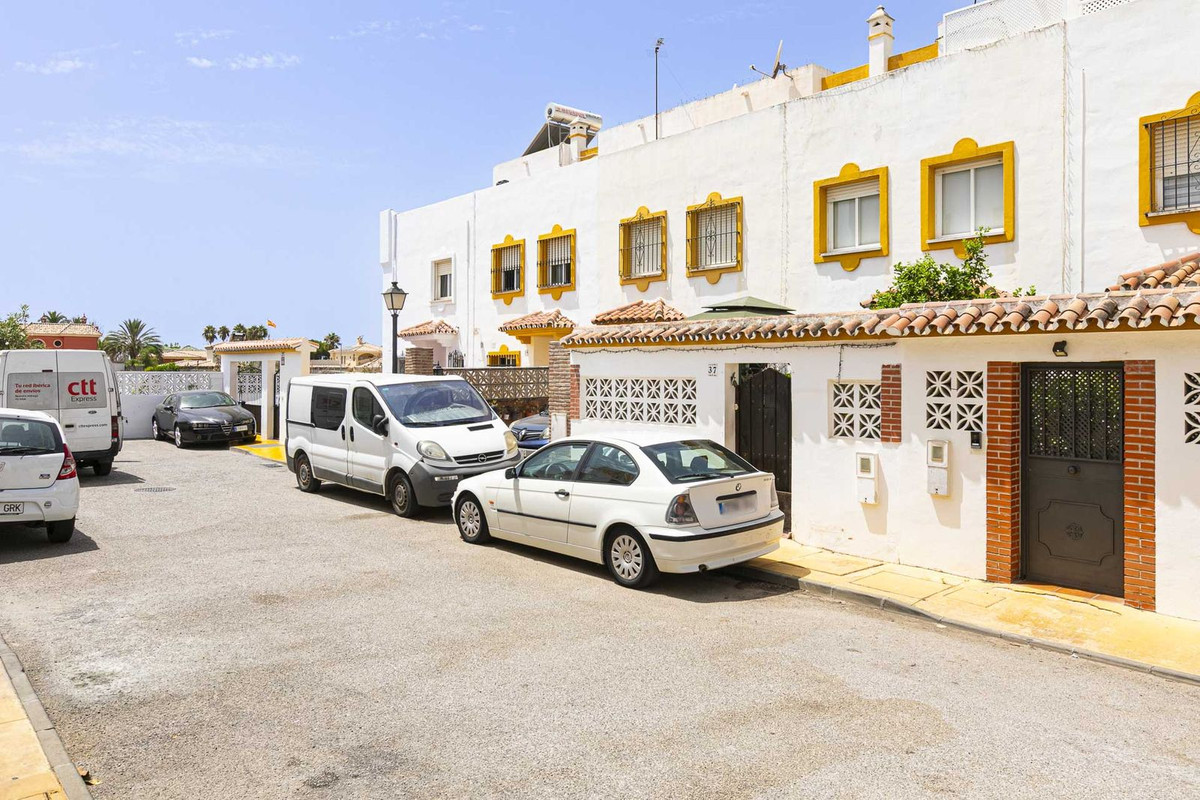 4 Bedroom Villa for Sale in Marbella — 5