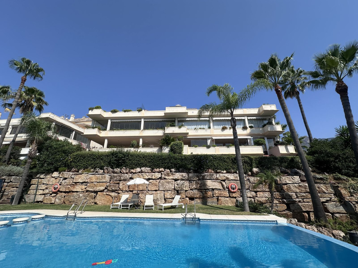 4 Bedroom Apartment for Sale in The Golden Mile