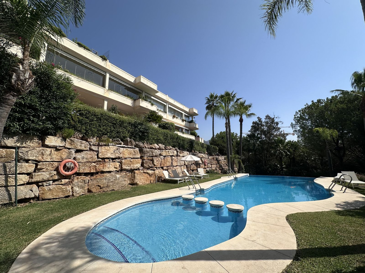4 Bedroom Apartment for Sale in The Golden Mile — 2