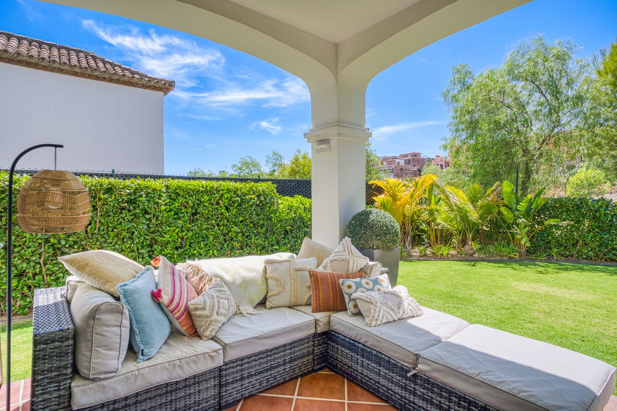 3 Bedroom Villa for Sale in Estepona — view 12