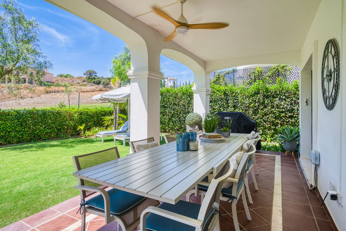 3 Bedroom Villa for Sale in Estepona — view 6