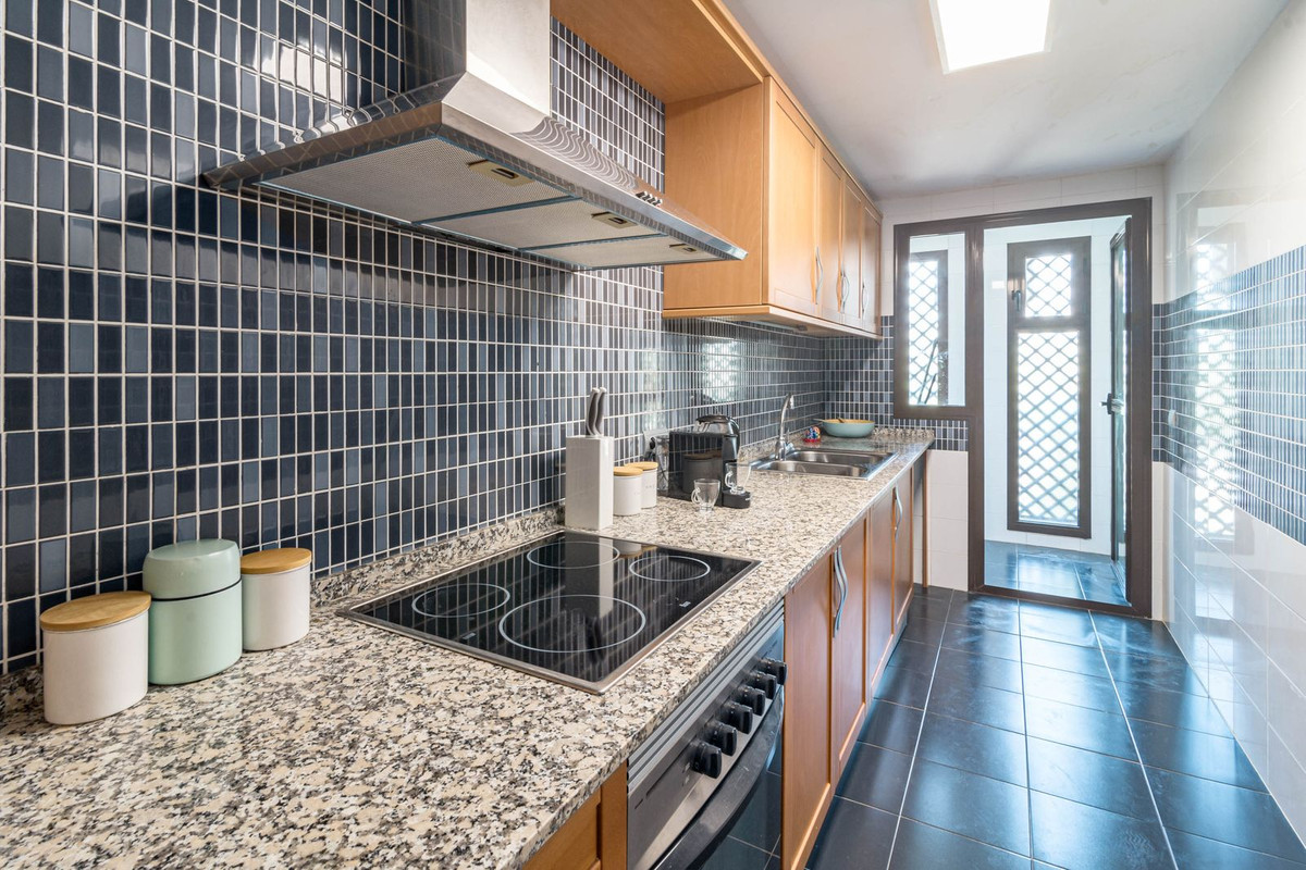 2 Bedroom Apartment for Sale in Selwo — 3