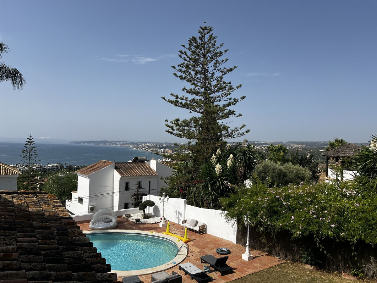 5 Bedroom Villa for Sale in Estepona — 6