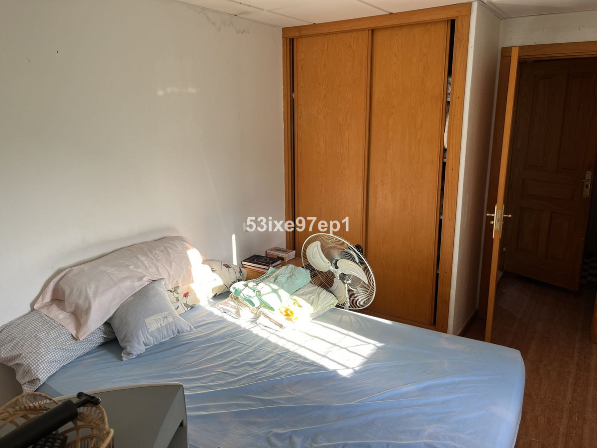 3 Bedroom Villa for Sale in Estepona — view 15