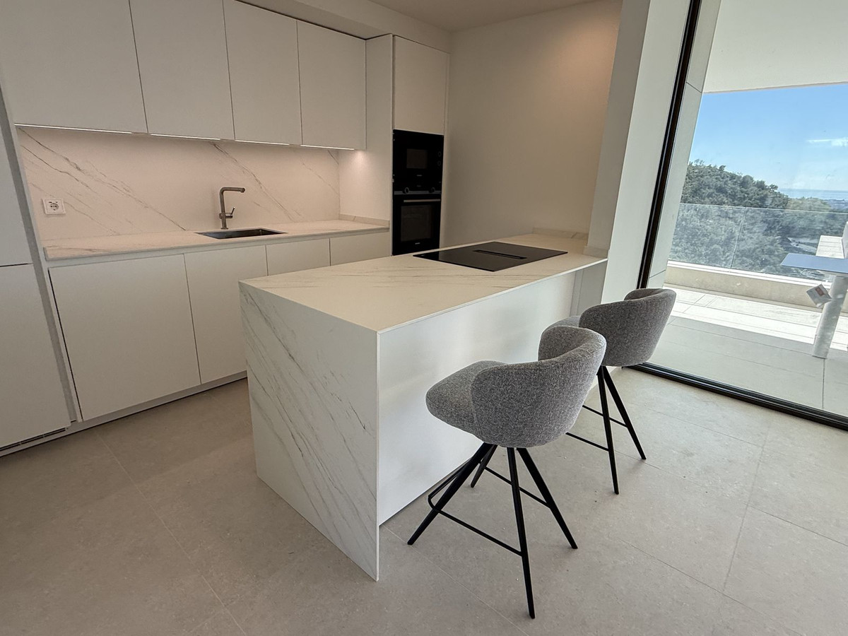 4 Bedroom Apartment for Sale in La Quinta — 5