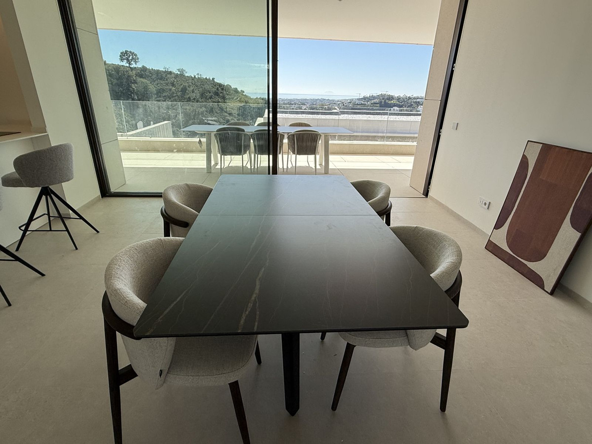 4 Bedroom Apartment for Sale in La Quinta — view 10