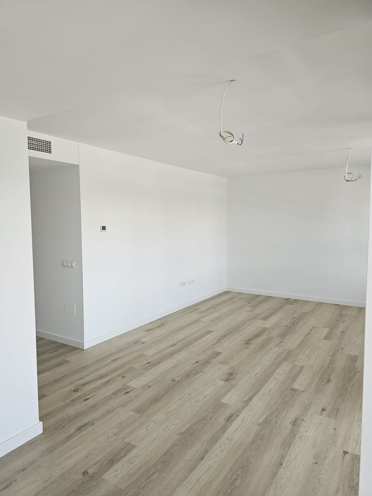 3 Bedroom Apartment for Sale in La Campana — 5