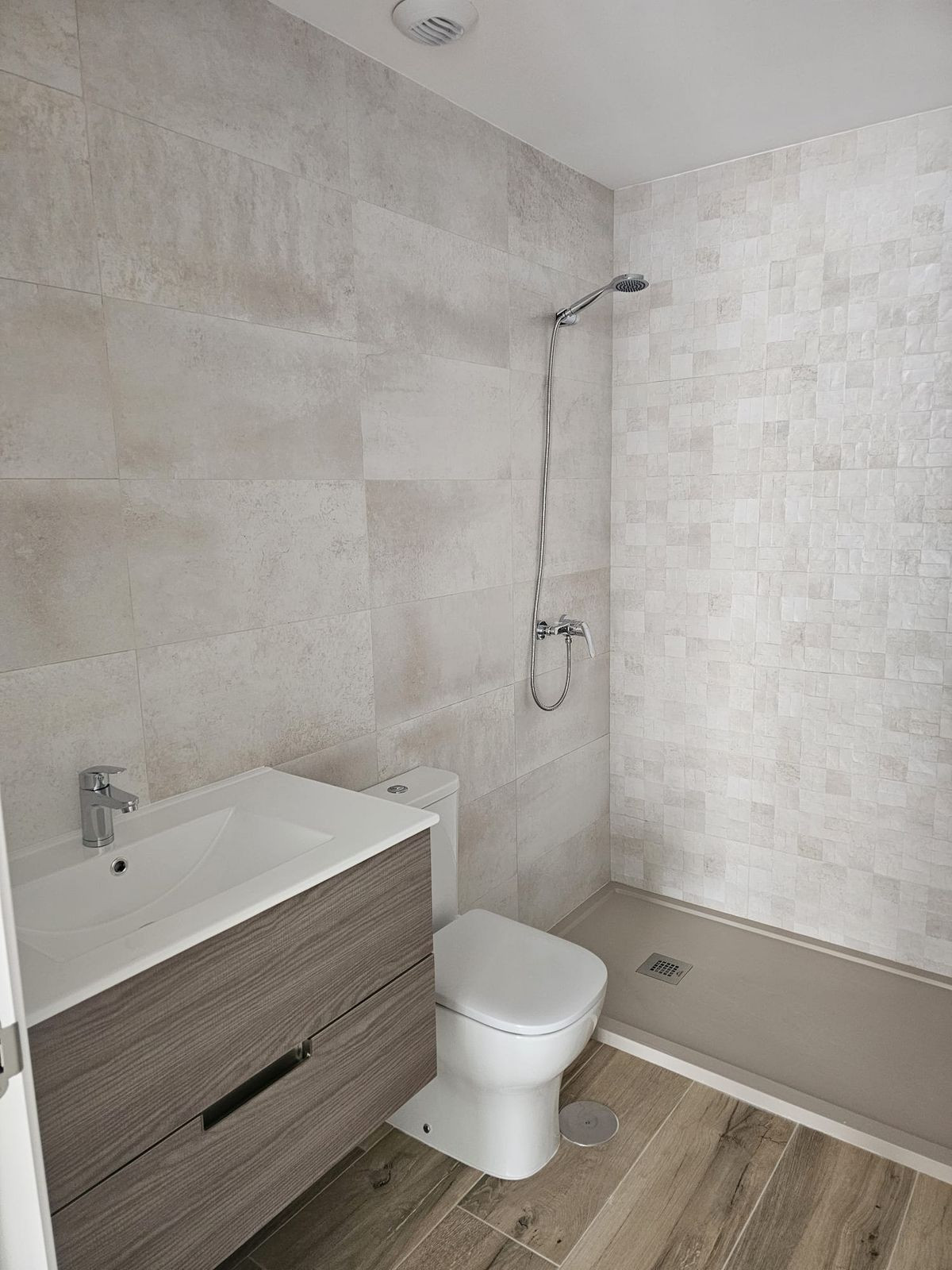 3 Bedroom Apartment for Sale in La Campana — 6