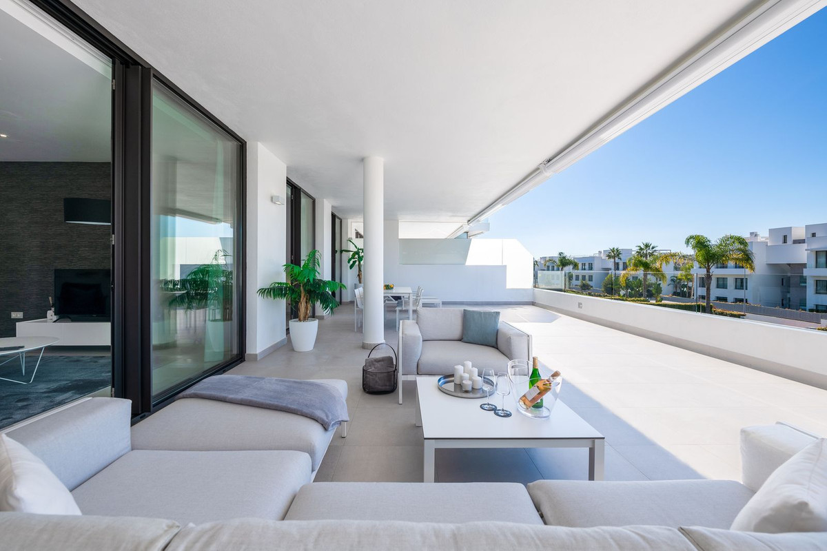 2 Bedroom Apartment for Sale in Estepona — 5