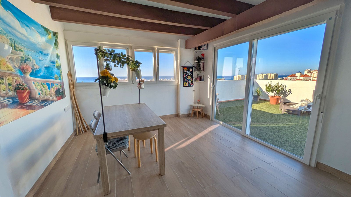 3 Bedroom Apartment for Sale in Estepona — 7