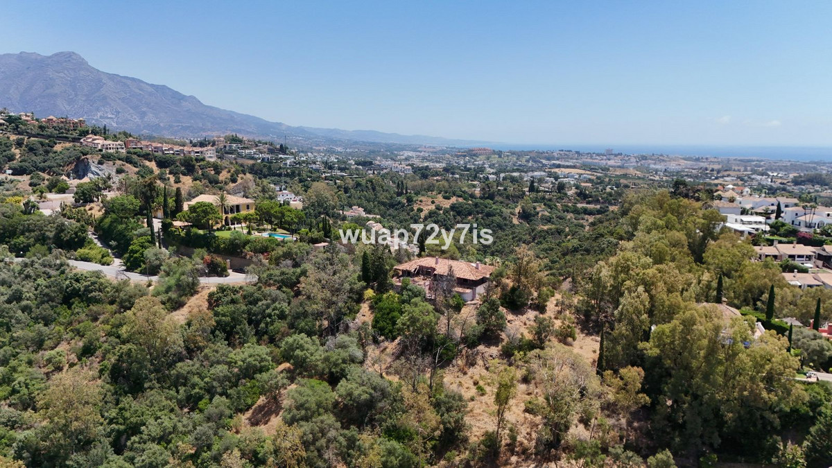 Plot for Sale in Los Almendros