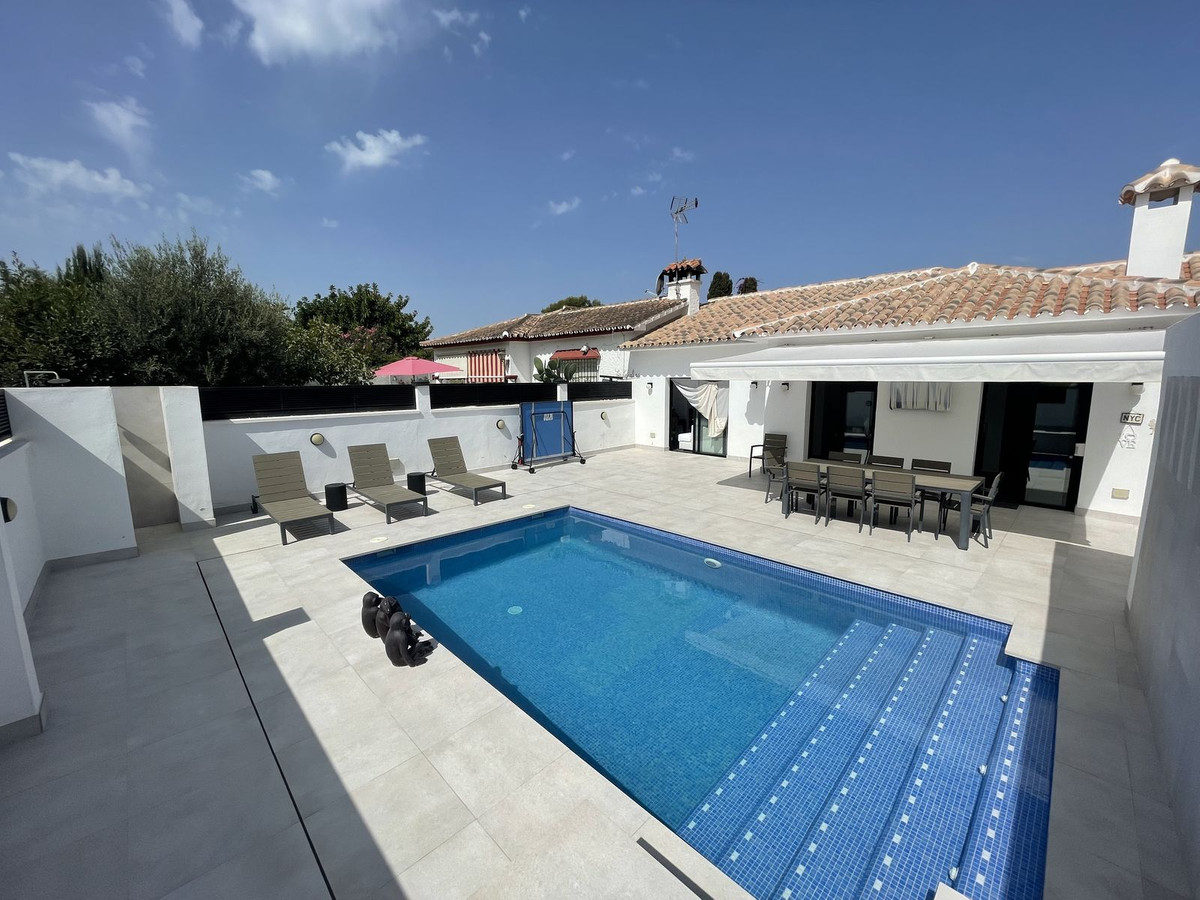 3 Bedroom Villa for Sale in San Pedro de Alcántara