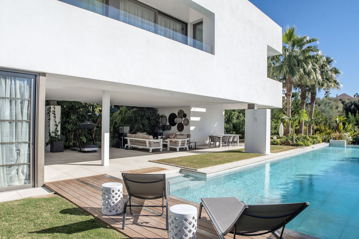 5 Bedroom Villa for Sale in Benahavís — 7