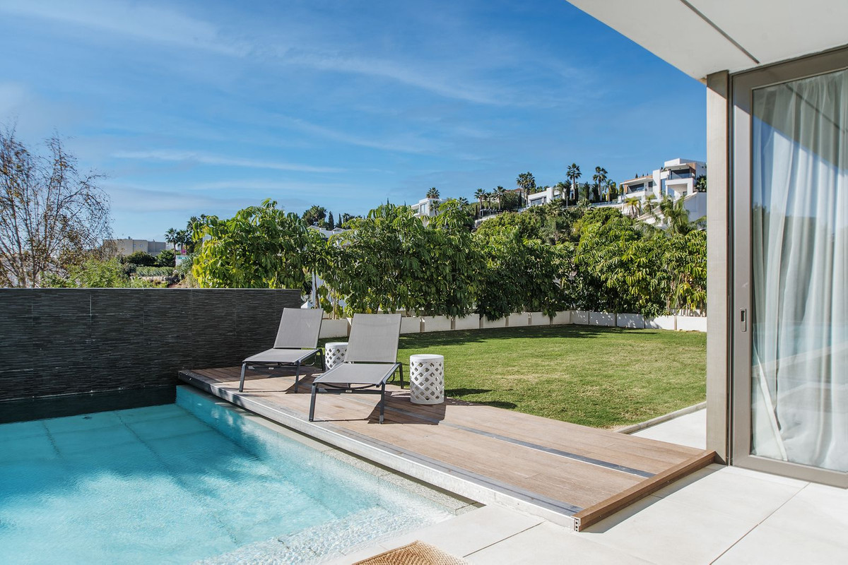 5 Bedroom Villa for Sale in Benahavís — view 10