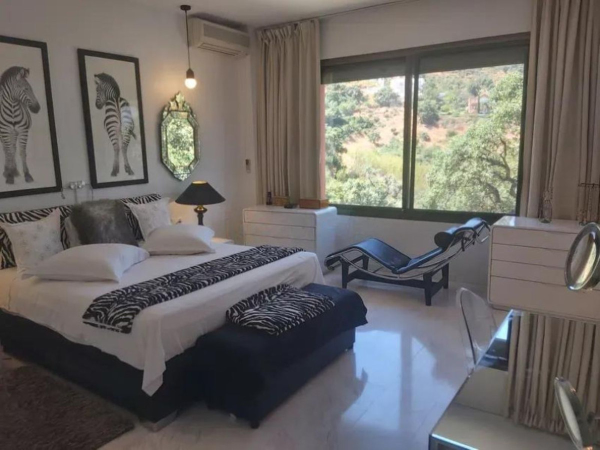3 Bedroom Apartment for Sale in Marbella — 6