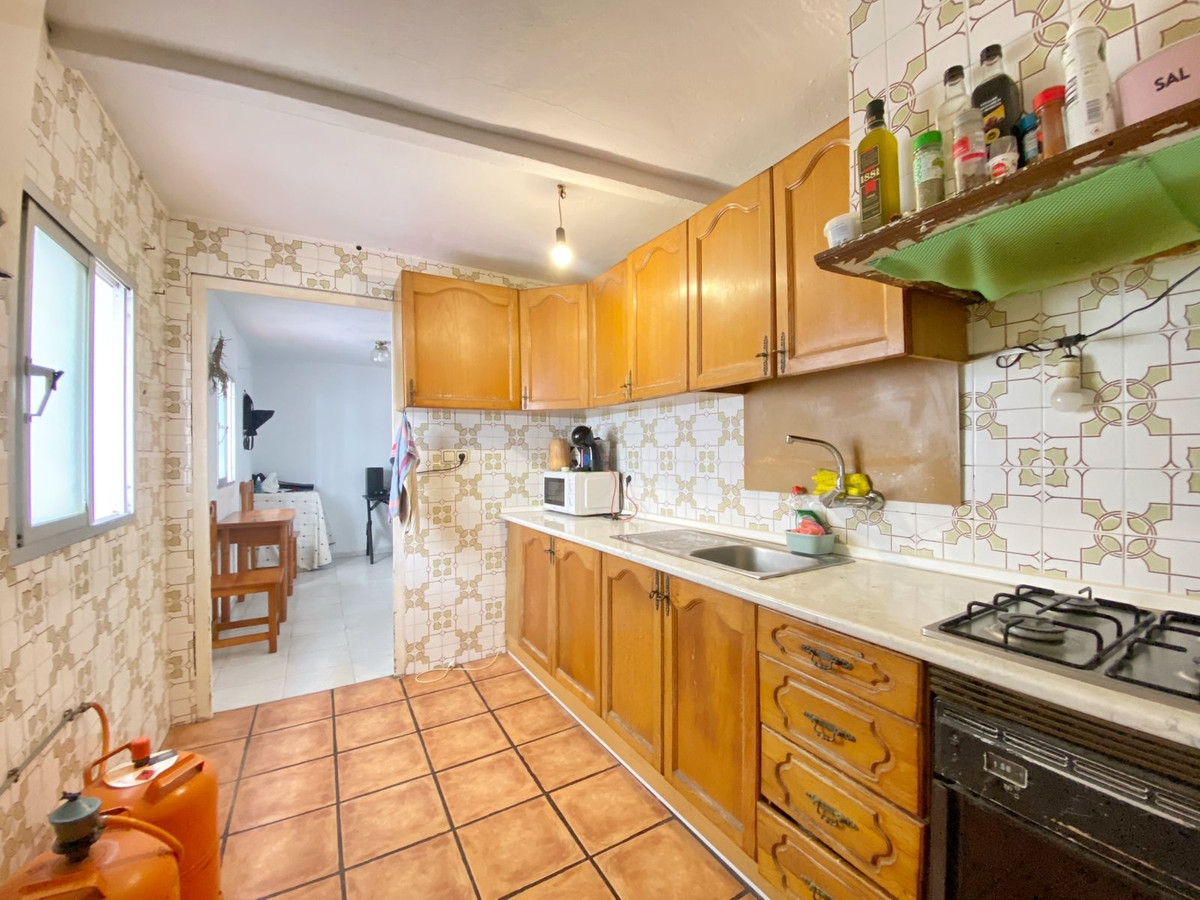 3 Bedroom Villa for Sale in Marbella — 4