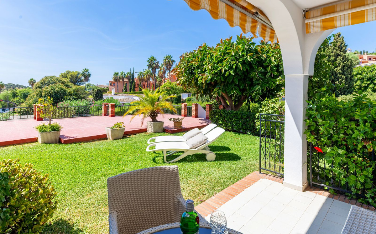 2 Bedroom Apartment for Sale in El Paraiso