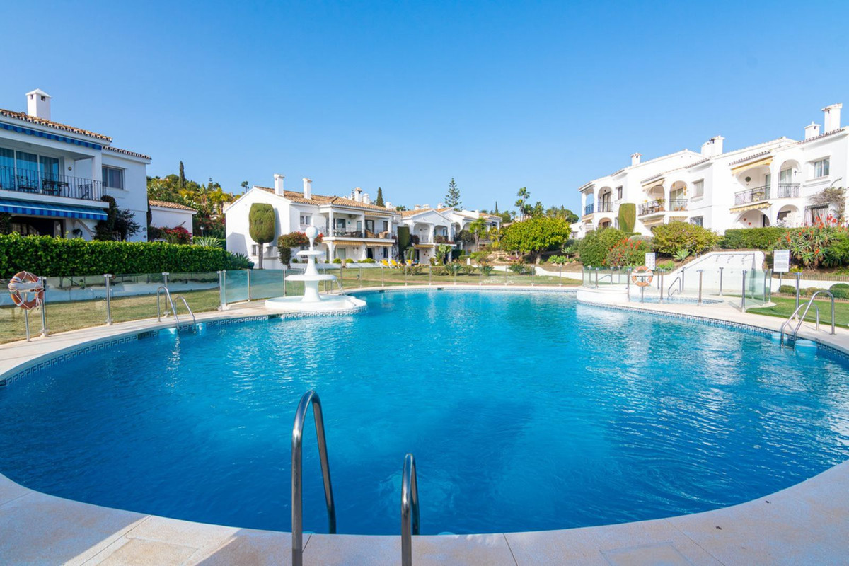 2 Bedroom Apartment for Sale in El Paraiso — 5