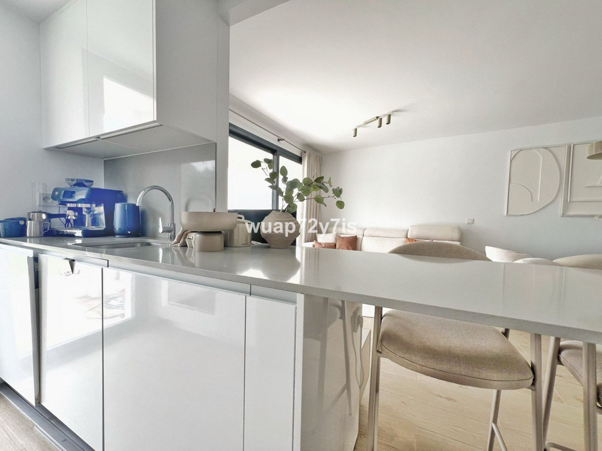 2 Bedroom Apartment for Sale in Estepona — 9