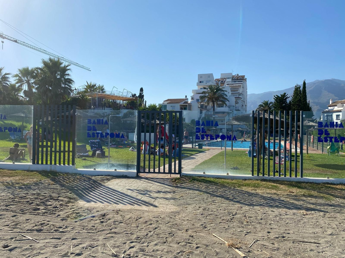 2 Bedroom Apartment for Sale in Estepona — 3