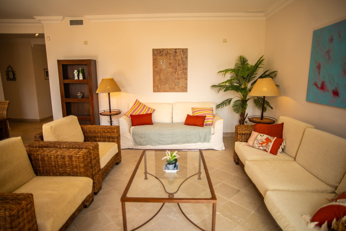 2 Bedroom Apartment for Sale in El Paraiso — 7