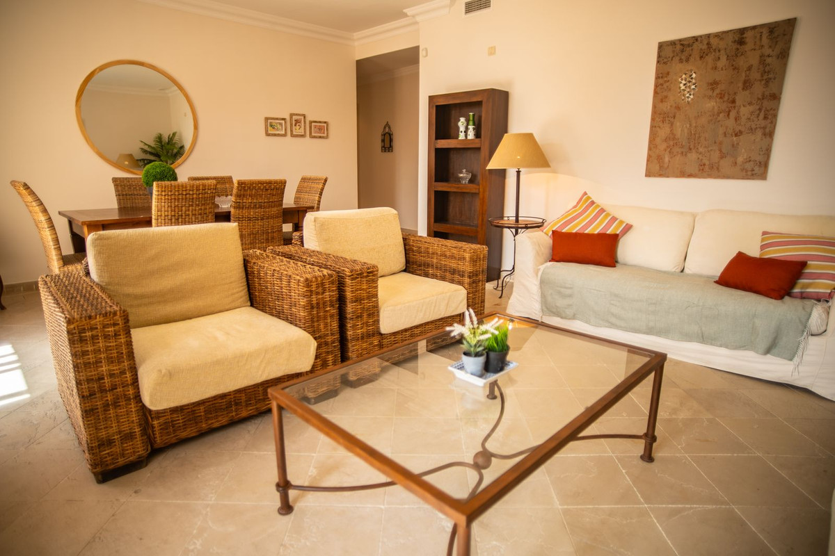 2 Bedroom Apartment for Sale in El Paraiso — 8