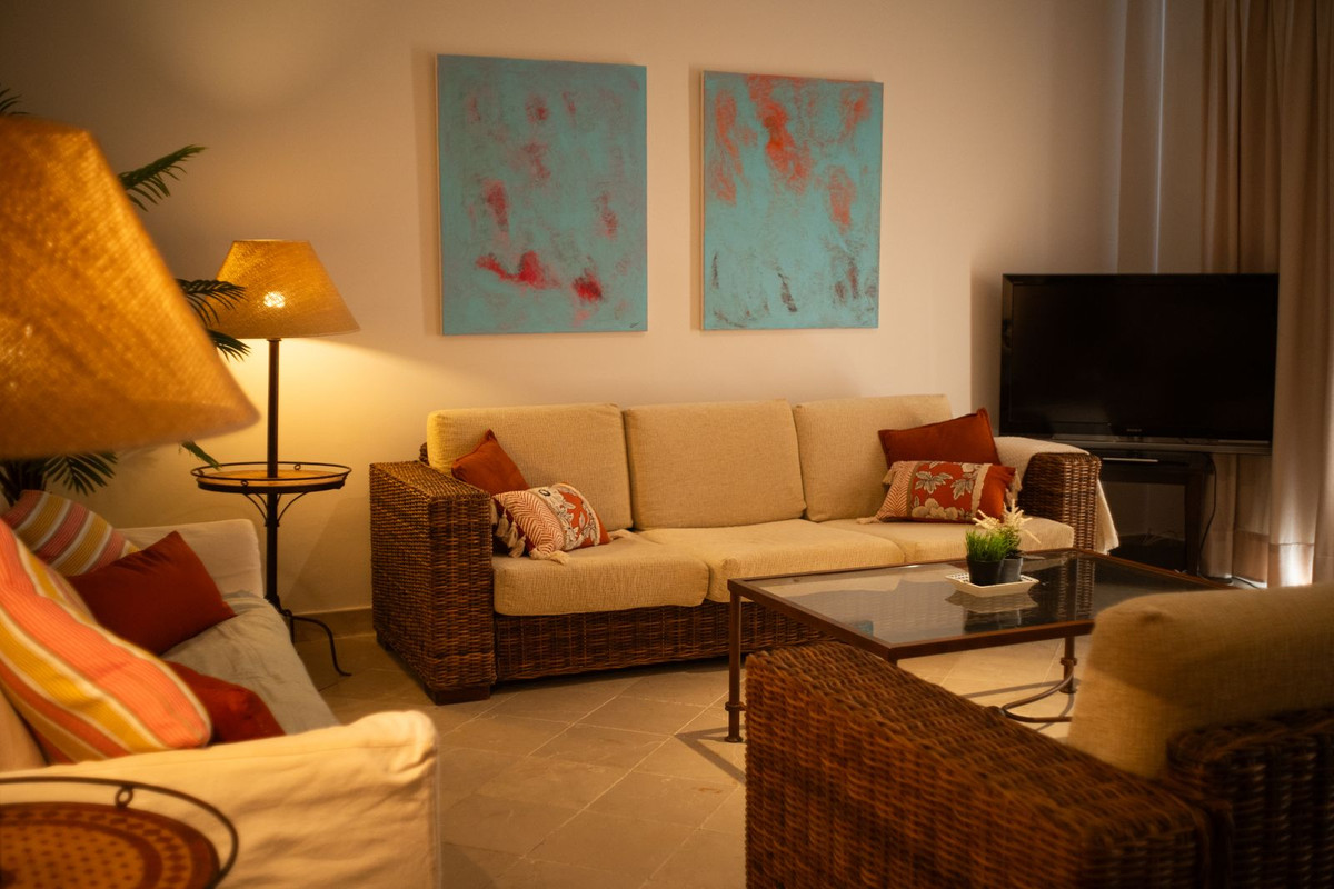 2 Bedroom Apartment for Sale in El Paraiso — 9
