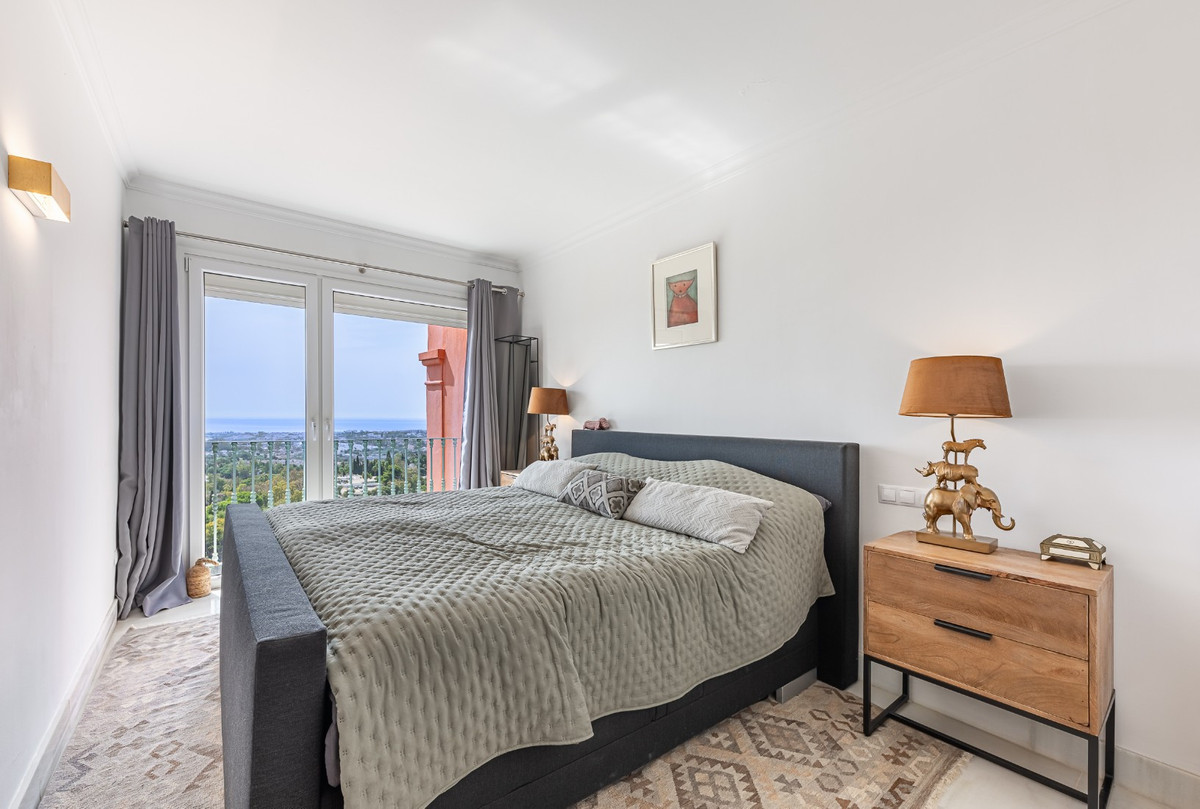 4 Bedroom Apartment for Sale in Monte Halcones — 6