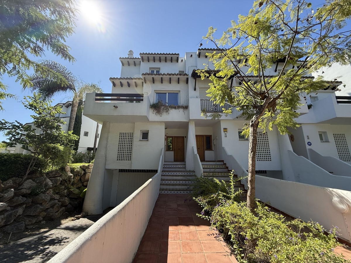 3 Bedroom Villa for Sale in Costalita — 2