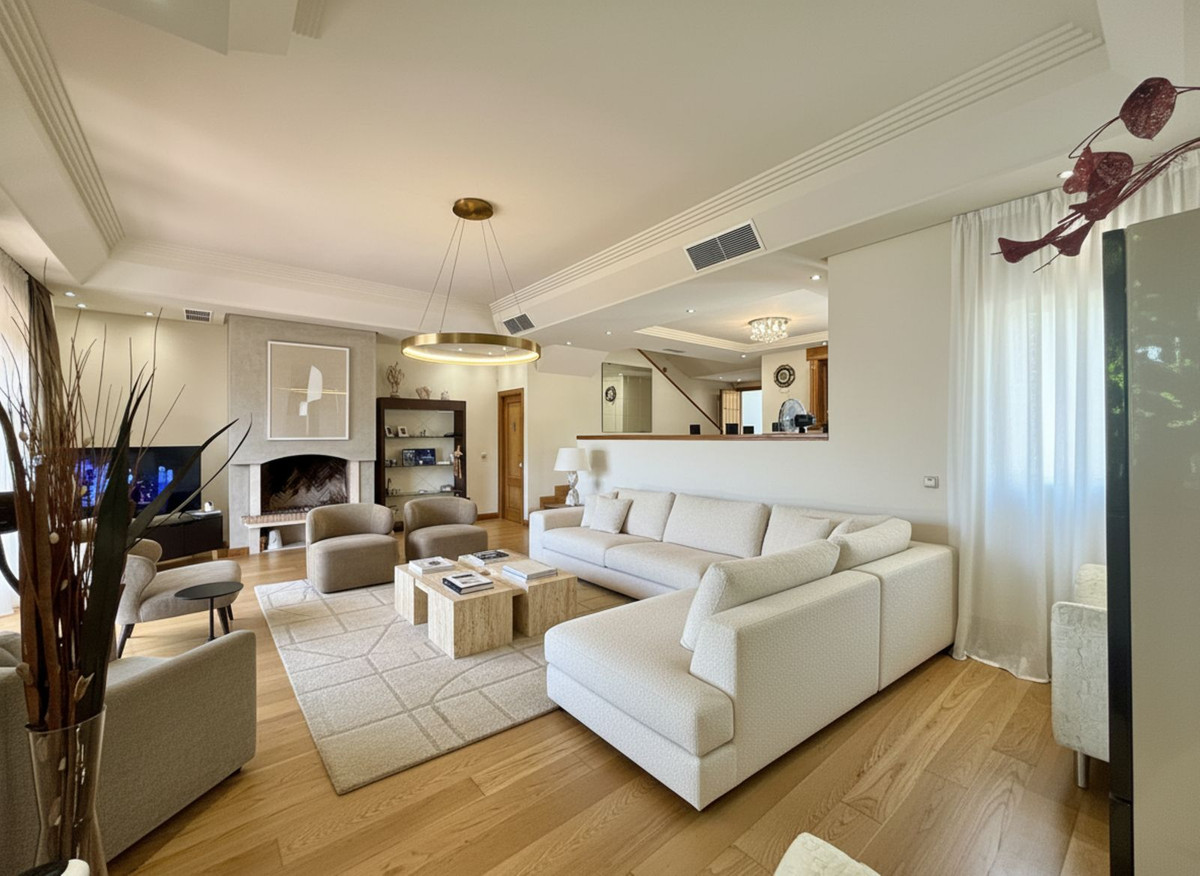 3 Bedroom Villa for Sale in Costalita — 5