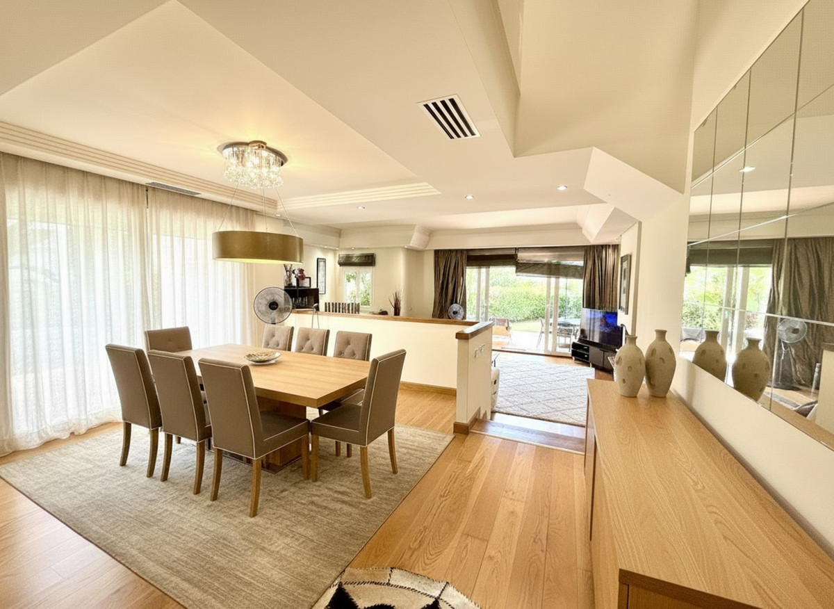 3 Bedroom Villa for Sale in Costalita — view 10