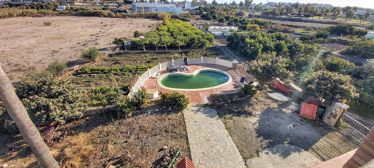 9 Bedroom Villa for Sale in Cancelada — 2