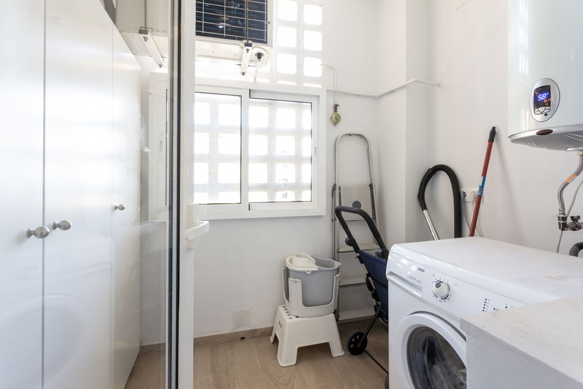 2 Bedroom Apartment for Sale in San Pedro de Alcántara — view 10