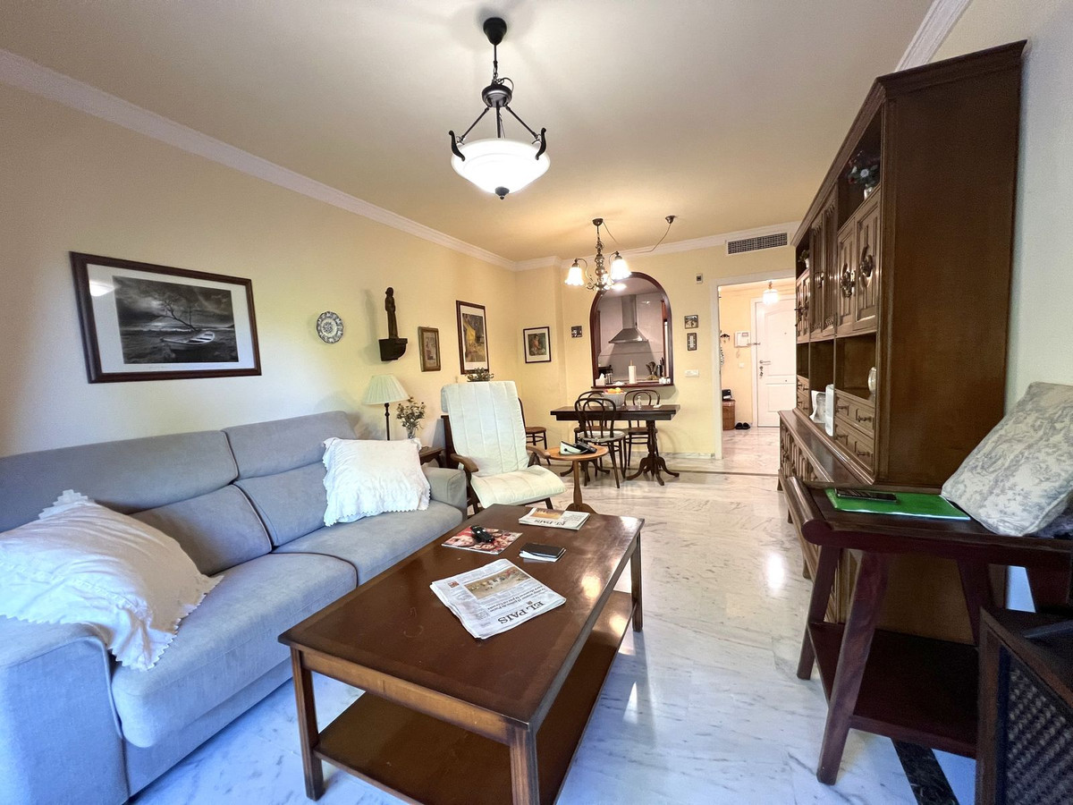 1 Bedroom Apartment for Sale in The Golden Mile — 4