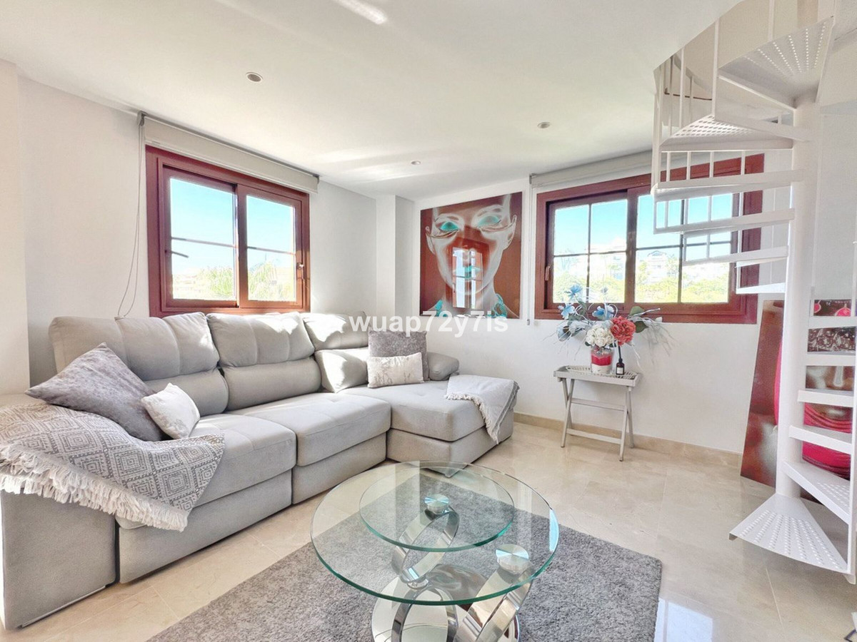2 Bedroom Apartment for Sale in Benahavís — 3